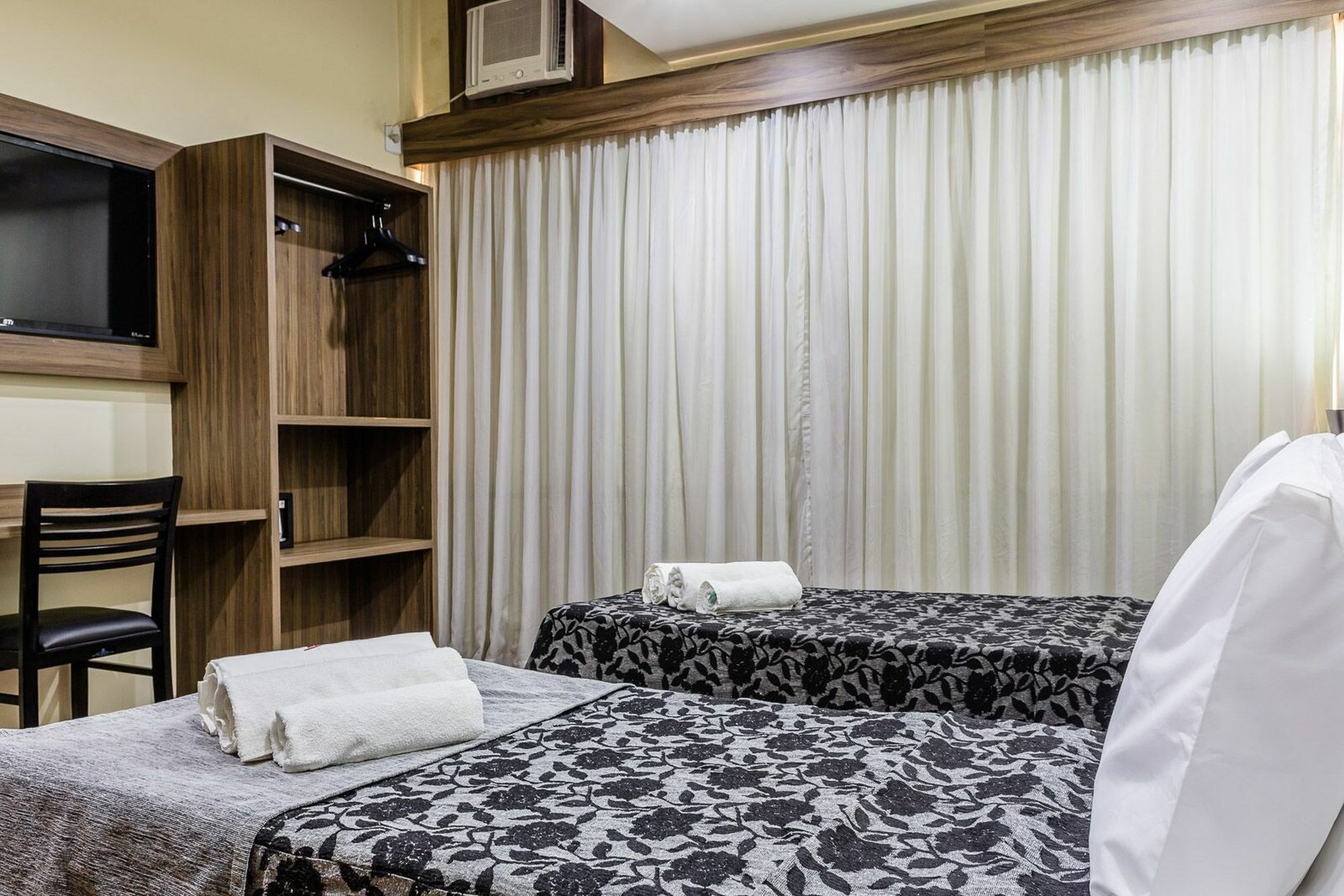 Vogue Hotel Rio Sao Joao de Meriti Esterno foto